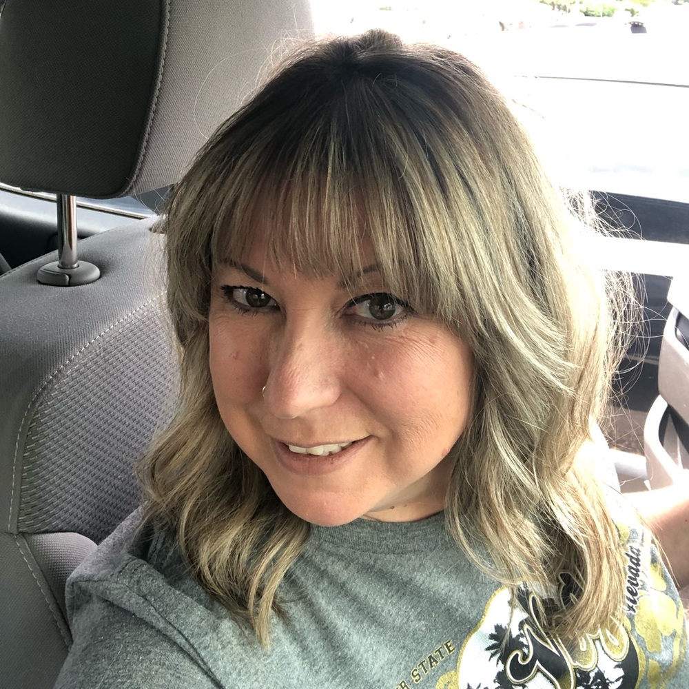 Meet your Posher, Julie